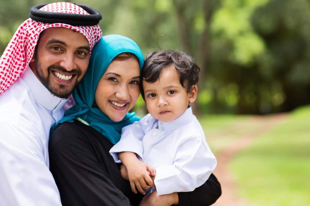 مفاتيح الرجل الشرقي وأكثر ما يهتم به  و أهم الطرق الصحيحة للتعامل معه